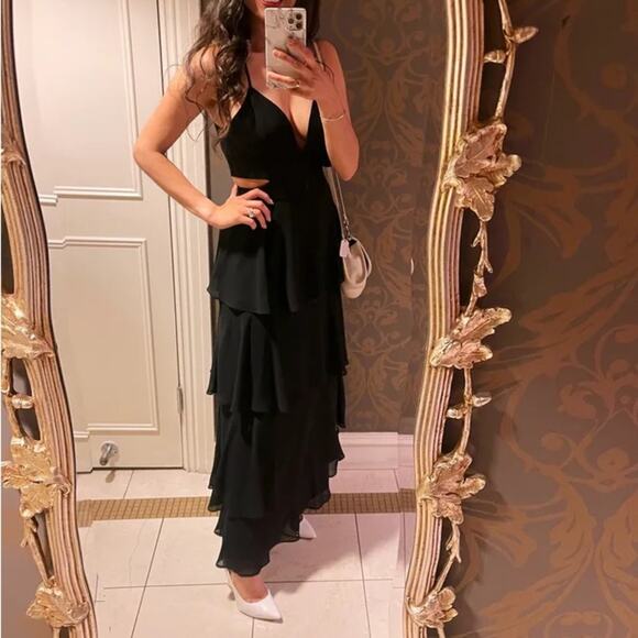 NWOT Lulus Tier and Now Black Tie-Back Tiered Maxi Dress M - Picture 12 of 12